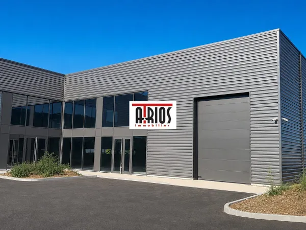 Local commercial 1920 m²