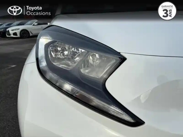 Toyota Aygo X 1.0 vvt-i 72ch dynamic — photo 12