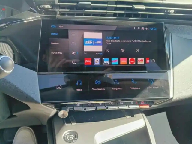 Peugeot 308 sw plug-in hybrid 195 ch e-dcs7 allure — photo 11