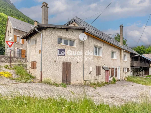 VENTE : maison F6 (191 m²) à LAVALDENS