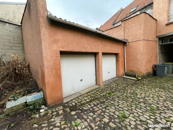 Garage à louer située à Saint-Omer