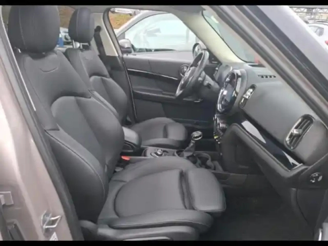 Mini Countryman cooper se 125ch + 95ch edition premium plus all4 bva6 — photo 3