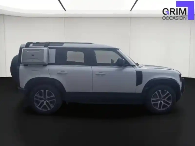 Land Rover Defender 110 p400e phev bva8 x-dynamic — photo 25