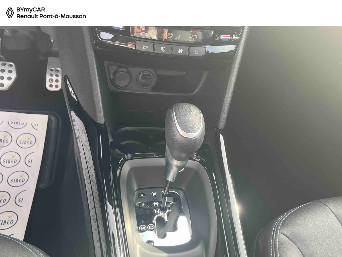 Peugeot 2008 PureTech 110ch S&amp;S EAT6 — photo 18