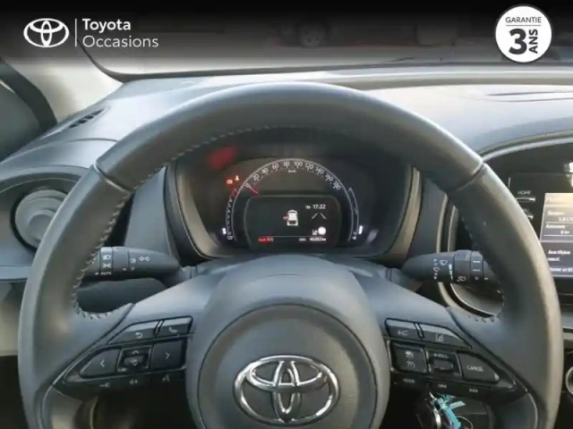 Toyota Aygo X 1.0 vvt-i 72ch dynamic my23 — photo 13