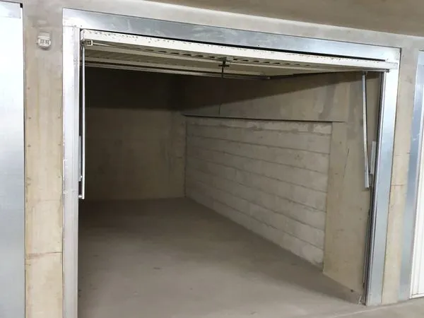 Garage sécurisé - Cuire-le-Bas