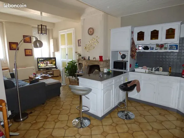 Immeuble 13 pièces 227 m²