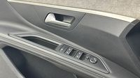 Peugeot 3008 Plug-in Hybrid4 300ch GT e-EAT8 — photo 19