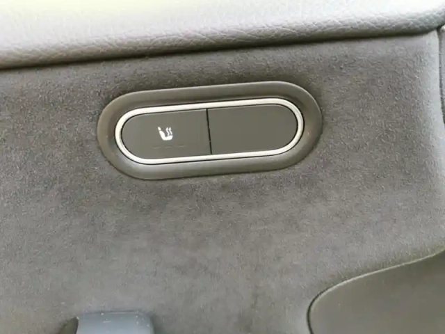 Mercedes Classe A 180 d amg line 8g-dct 116 ch — photo 19