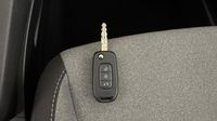 Renault Clio 1.5 Blue dCi 100ch Evolution - 24 — photo 16