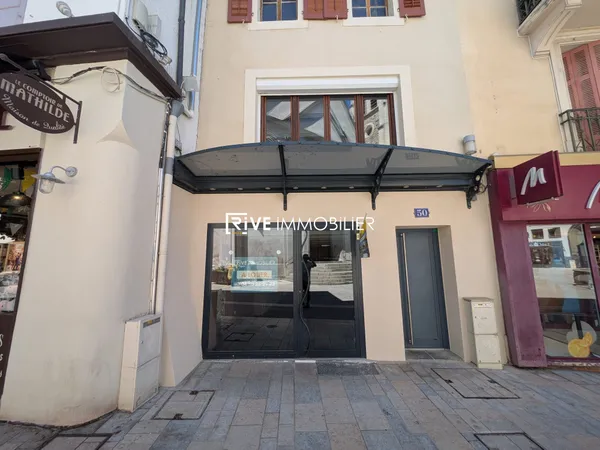 THONON- Centre-ville- LOCAL de 96.99m² à 1896eur cc