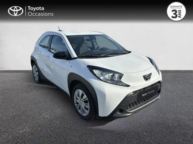 Toyota Aygo X 1.0 vvt-i 72ch dynamic my23 — photo 11