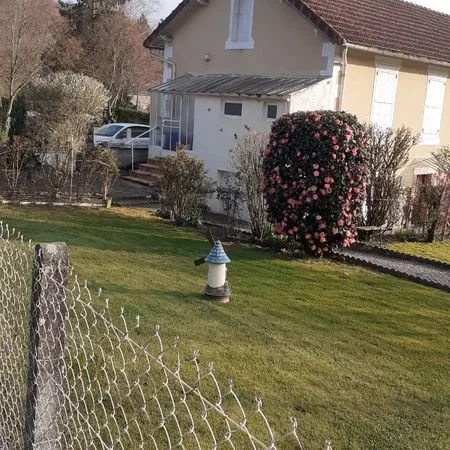Maison 4 pièces 65m2 à Ydes