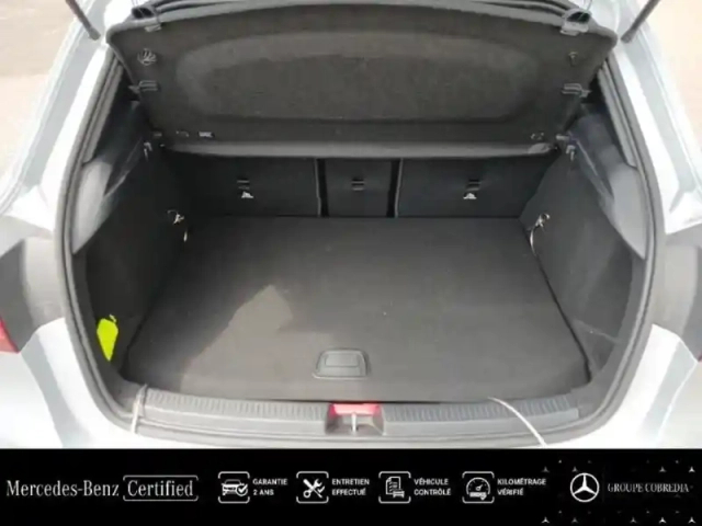 Mercedes Classe A 250 e hybride rechargeable 218ch amg line 8g-dct — photo 12