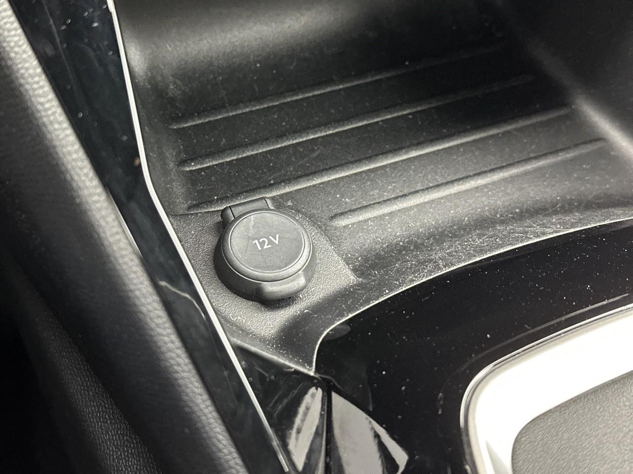 Peugeot 2008 100 s&s bvm6 allure — photo 29