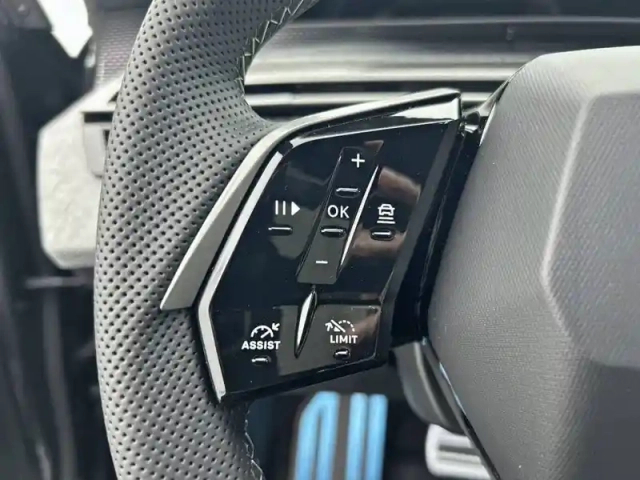 Peugeot 3008 hybrid 145 e-dcs6 — photo 73