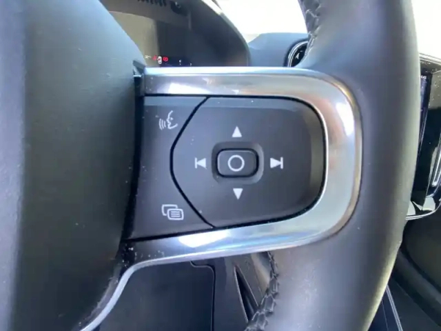 Volvo Xc40 b3 163 ch dct7 — photo 19