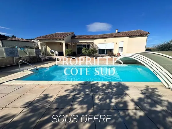Villa plain-pied 150 m2 SUR 1750 m2