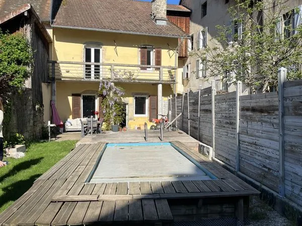 Maison de village 7 pièces 180 m²