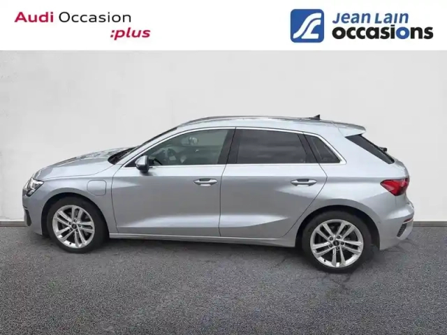Audi A3 sportback 40 tfsie 204 s tronic 6 — photo 27