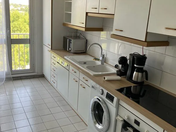 Colocation dans grand appartement meublé et équipé