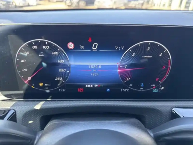 Mercedes Classe A 200 d amg line — photo 31