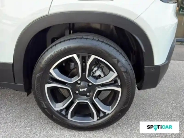 Jeep Avenger 1.2 turbo t3 100ch summit — photo 13
