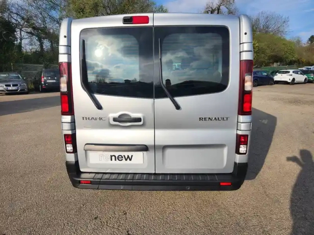 Renault Trafic l1 dci 150 energy s&amp;s — photo 3