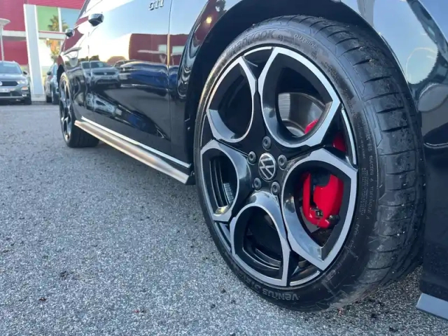 Volkswagen Golf gti 2.0 tsi evo4 265 dsg7 — photo 22