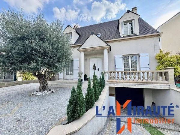 Maison 6 pièces 117 m²