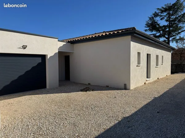 Villa neuve T4 101m2 + garage 29m2 - terrain 627m2