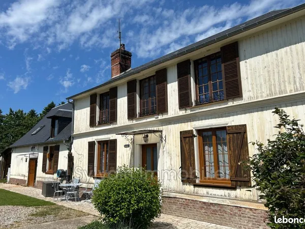 Maison 7 pièces 146 m²
