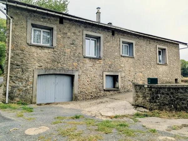 Terrain en individuel 695 m²