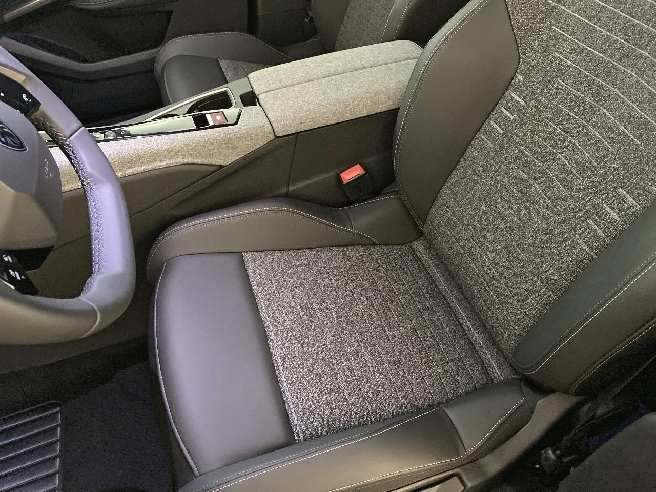 Peugeot 5008 hybrid 145 ch e-dcs6 allure — photo 9