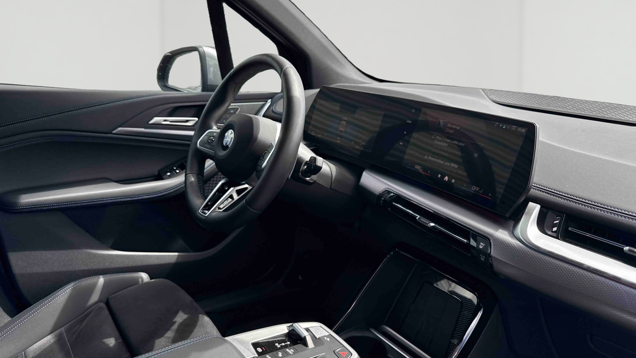 BMW Active Tourer 220i 170 ch DKG7 — photo 23