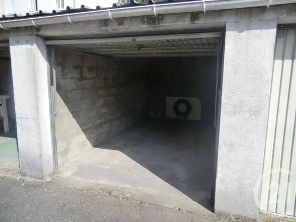 Parking 12 m²