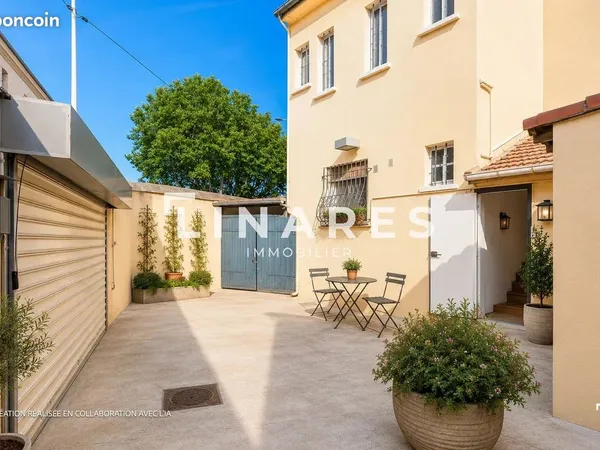 Propriété 6 pièces 303 m²
