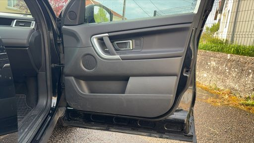 Land Rover Discovery Sport 2.0 TD4 150 BVA9 - SE – 2018 – 103000 km – Diesel – Boîte Automatique — photo 37