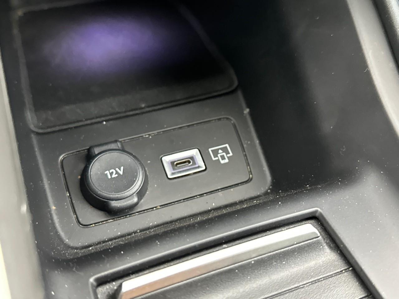 Peugeot 308 phev 180 e-eat8 allure pack — photo 31