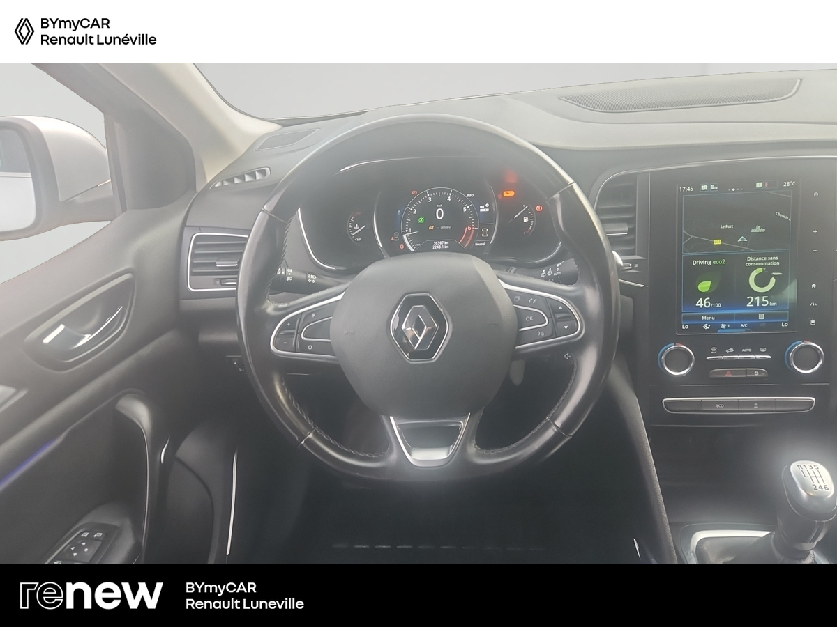 Renault Mégane IV Berline TCe 140 FAP — photo 10