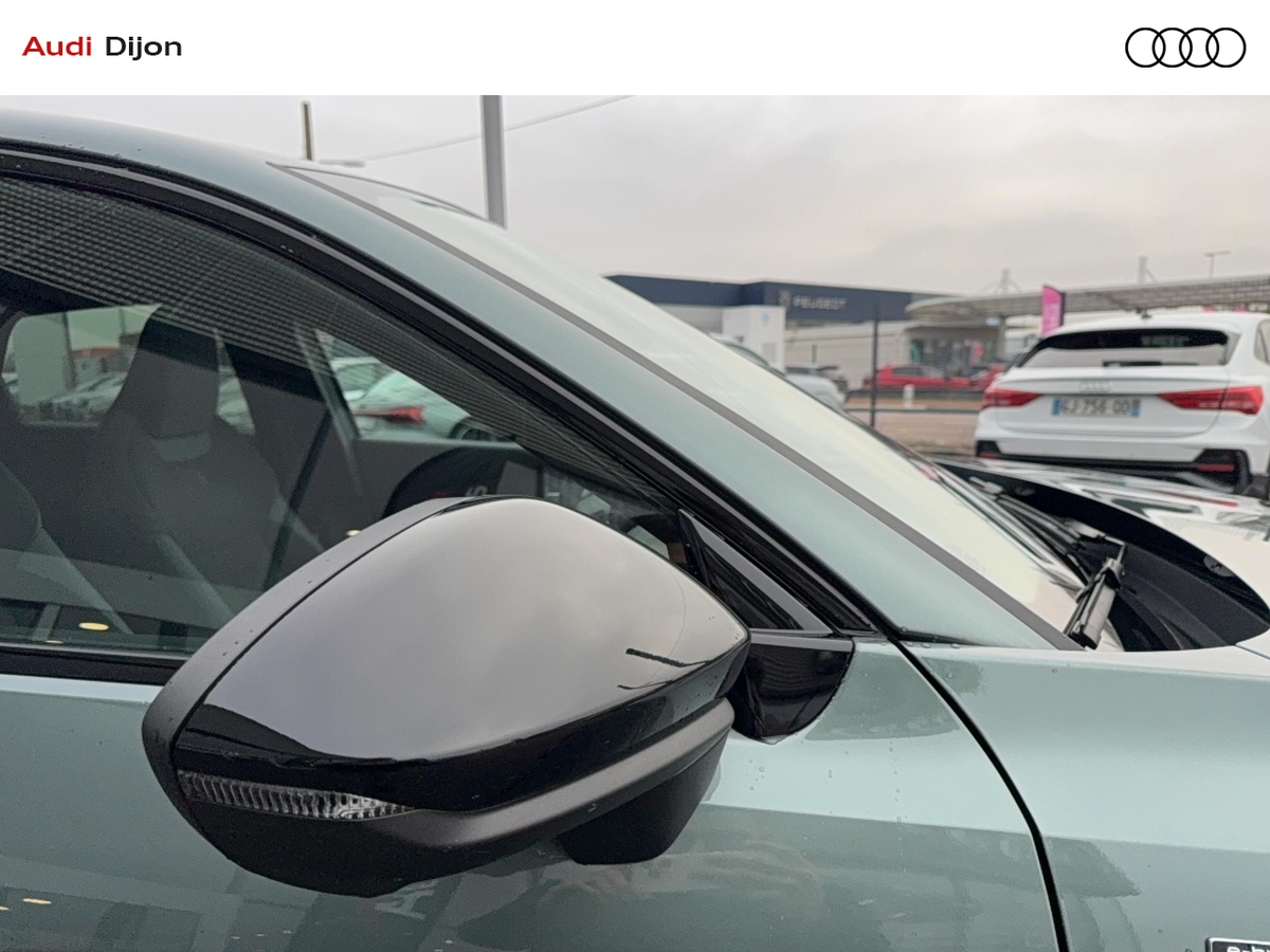 Audi Q3 SB E HYBRID 272 CH S TRONIC 6 — photo 22