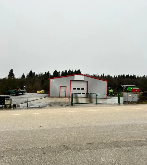 Photo 1