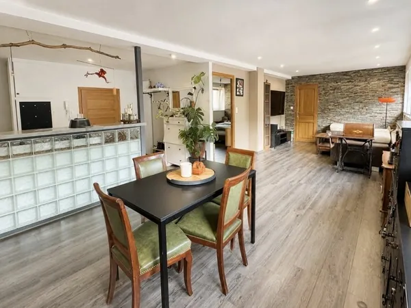 Appartement 5 pièces 105 m²