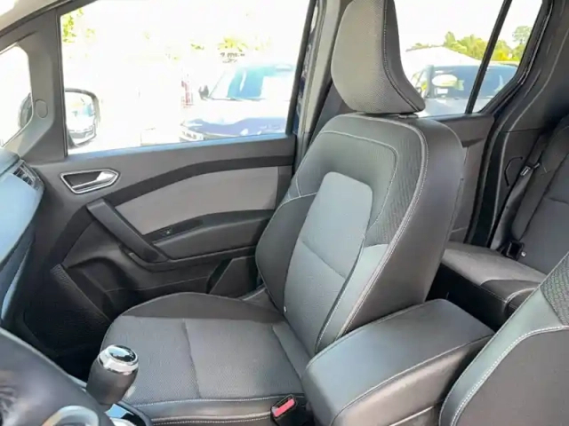 Renault Kangoo blue dci 95 — photo 13