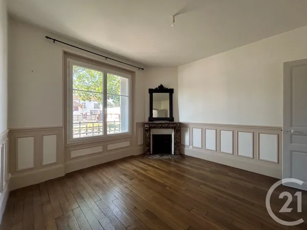 Maison 7 pièces 136 m²