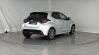 Toyota Yaris 116h France Business 5p — photo 5