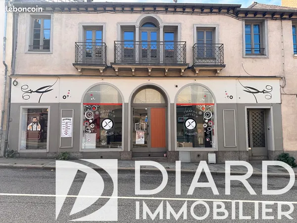 Local commercial 42 m² VITRE