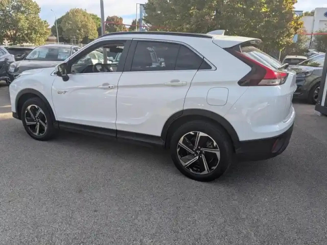 Mitsubishi Eclipse cross 2.4 mivec phev 188ch invite 4wd — photo 8