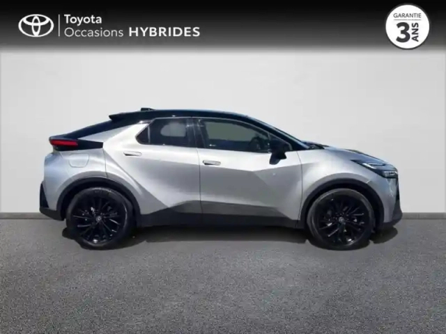 Toyota C-Hr 2.0 hybride rechargeable 225ch gr sport my25 — photo 9