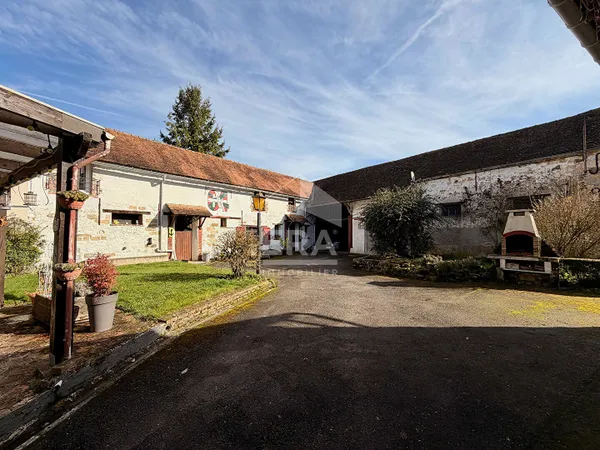 Maison 10 pièces 240 m²
